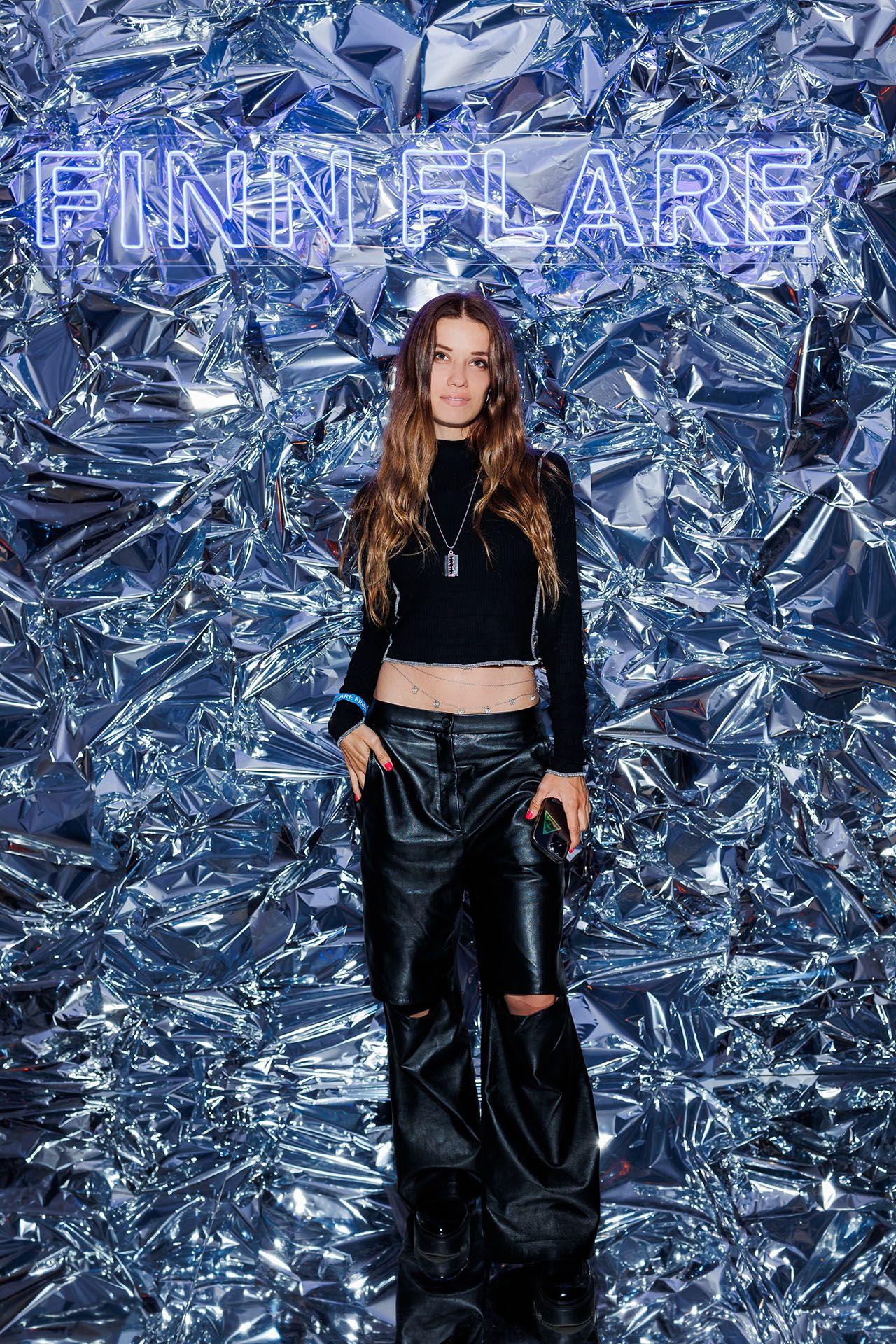 На презентации Finn Flare